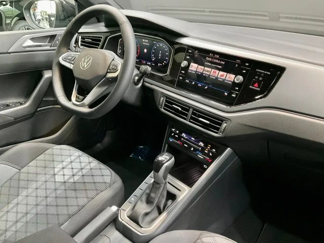 Volkswagen Taigo 1.0 TSI DSG R-Line