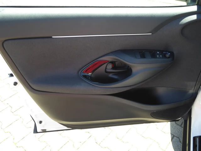 Toyota Yaris Cross Team D