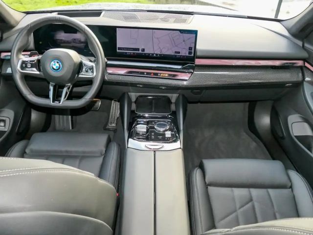 BMW i5 M-Sport Sedan xDrive