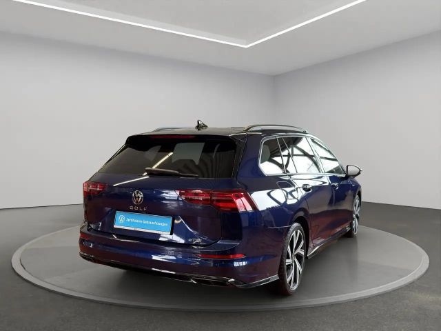 Volkswagen Golf 1.5 eTSI DSG Golf VIII R-Line