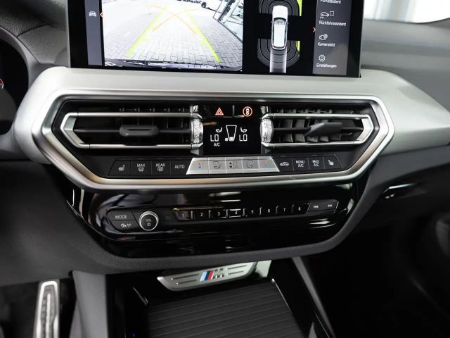 BMW X3 40d FACEL. AHK HUD LASER LED W-LAN NAVI