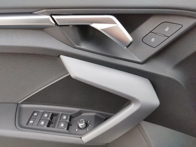 Audi A3 30 TFSI Sedan