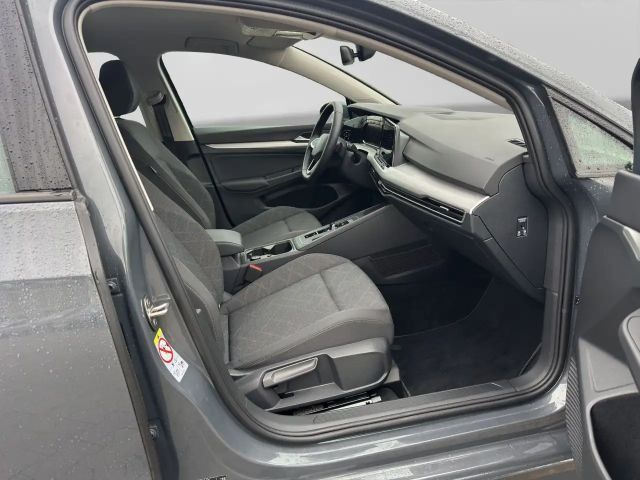 Volkswagen Golf 1.5 TSI DSG Life Variant