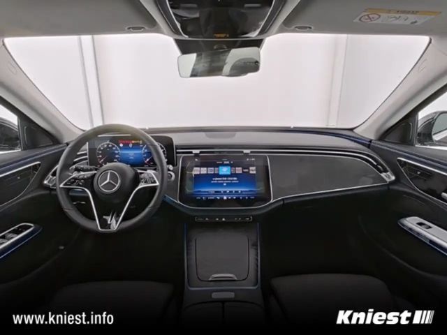 Mercedes-Benz E 200 AVANTGARDE Estate