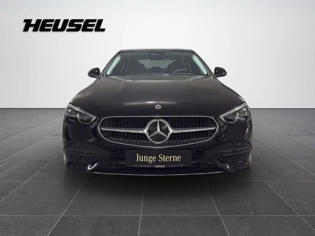 Mercedes-Benz C 180 AVANTGARDE Sedan