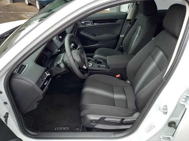 Honda Civic Elegance e:HEV