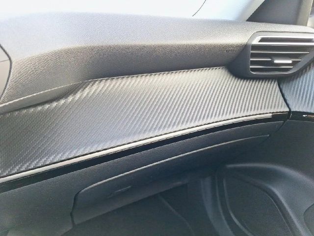 Peugeot E-2008 Active Pack