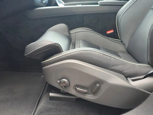 Volvo XC60 AWD Plus T6