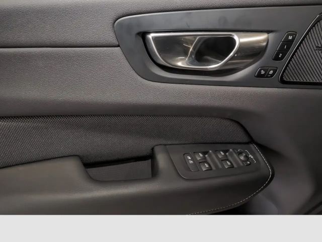 Volvo XC60 AWD Plus Twin Engine