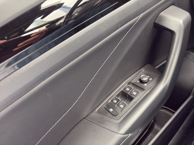 Volkswagen T-Roc DSG R-Line