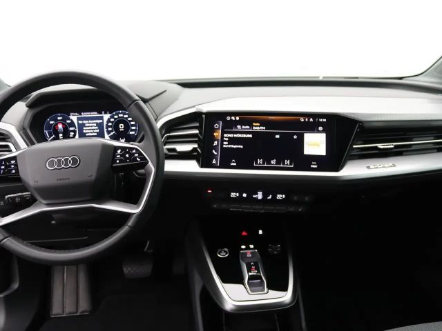 Audi Q4 e-tron advanced 45 / ARHuD, Navi pro, AHK, WP