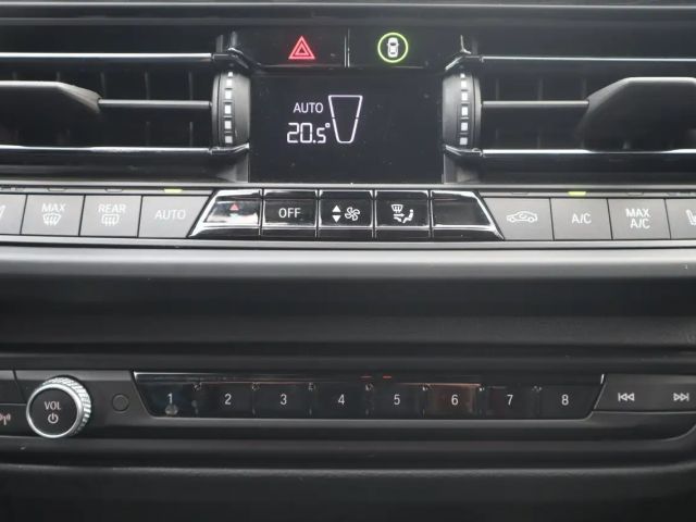 BMW 118 118d Sedan Sport Line