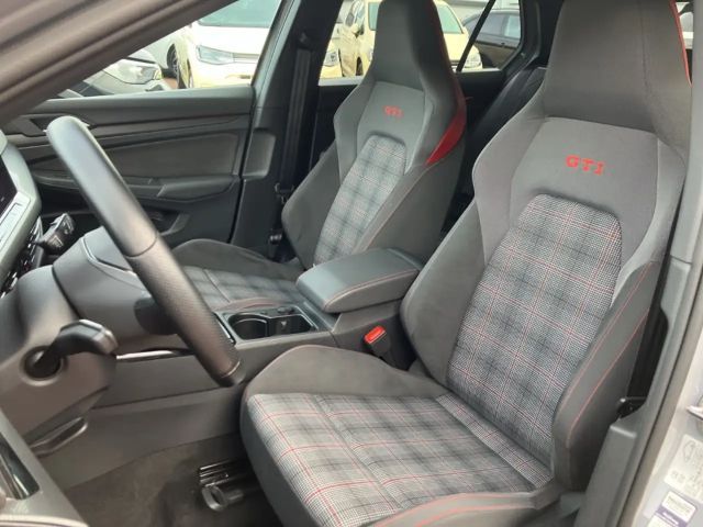 Volkswagen Golf GTI Golf VII Style