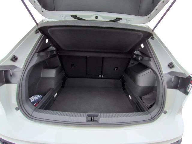 Volkswagen Tiguan 1.5 eTSI DSG R-Line Style