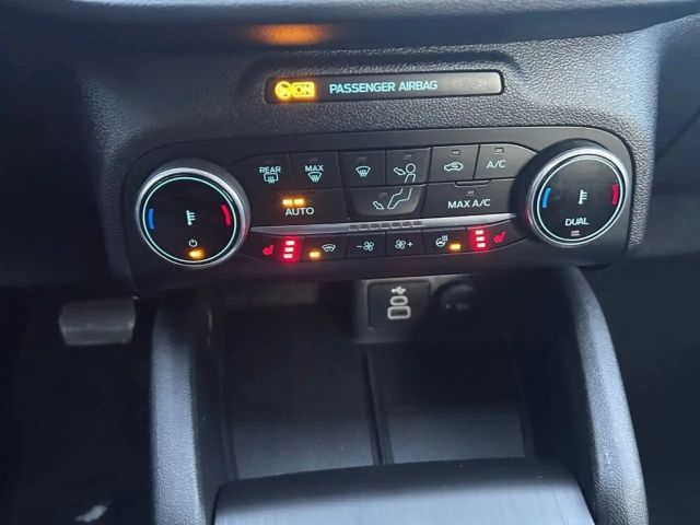 Ford Kuga Cool & Connect