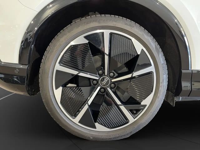 Audi Q4 e-tron S-Line