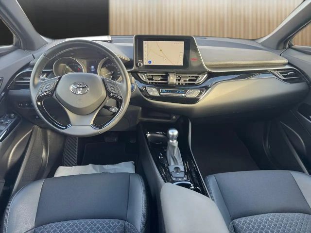 Toyota C-HR Hybride Team D