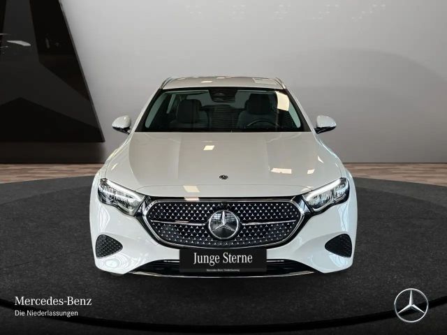 Mercedes-Benz E 220 AVANTGARDE E 220 d Estate
