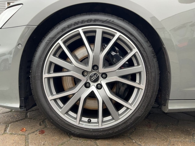 Audi S6 Avant Quattro