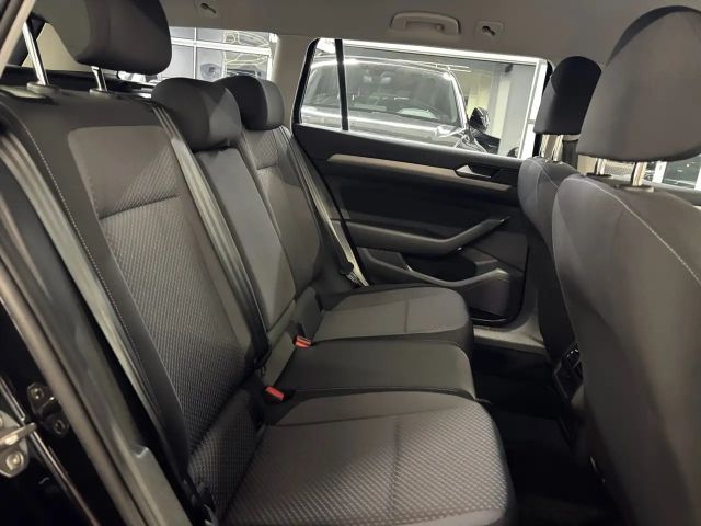 Volkswagen Passat 2.0 TDI Business DSG Variant