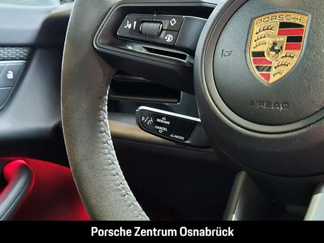 Porsche Taycan 4 Cross Turismo