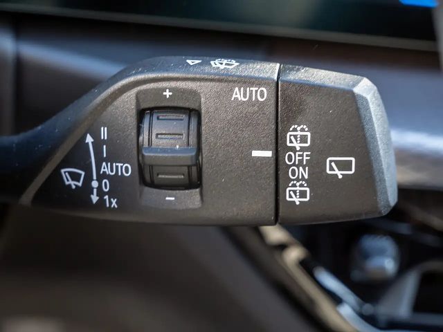 BMW 330 330i M-Sport Touring xDrive