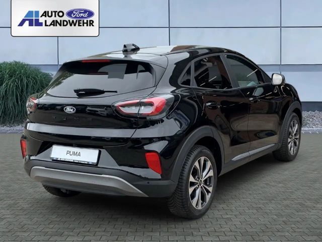 Ford Puma EcoBoost Titanium