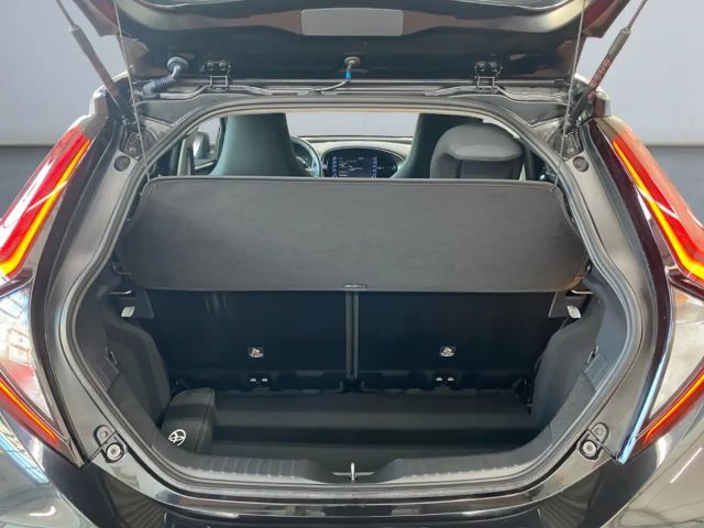 Toyota Aygo X Hatchback Play X-play