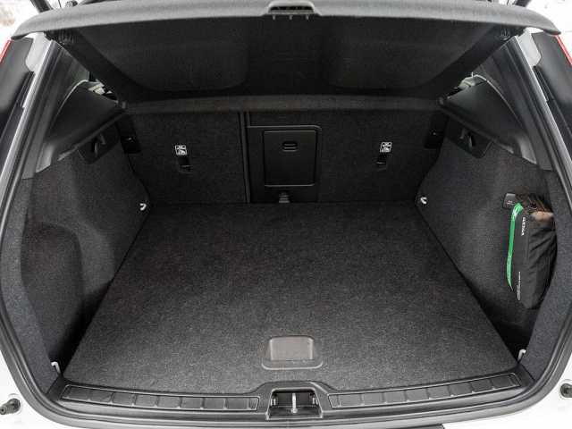 Volvo XC40 Dark Plus Recharge T5