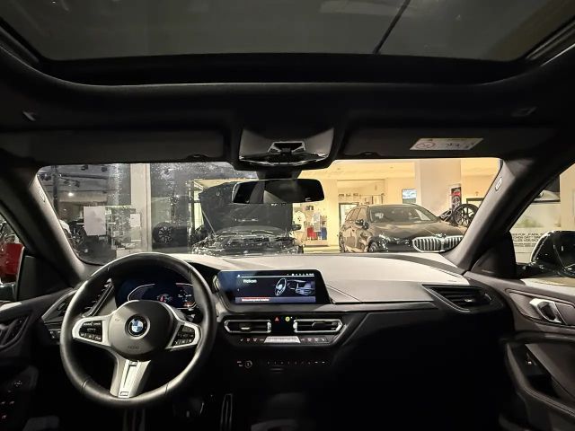 BMW 220 220i Coupé M-Sport