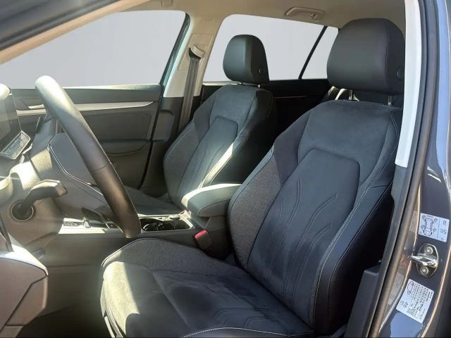 Volkswagen Golf Business DSG Variant