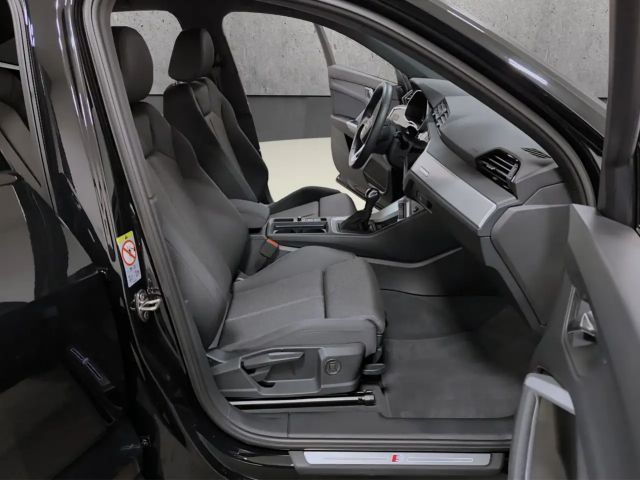Audi Q3 35 TFSI S-Line S-Tronic