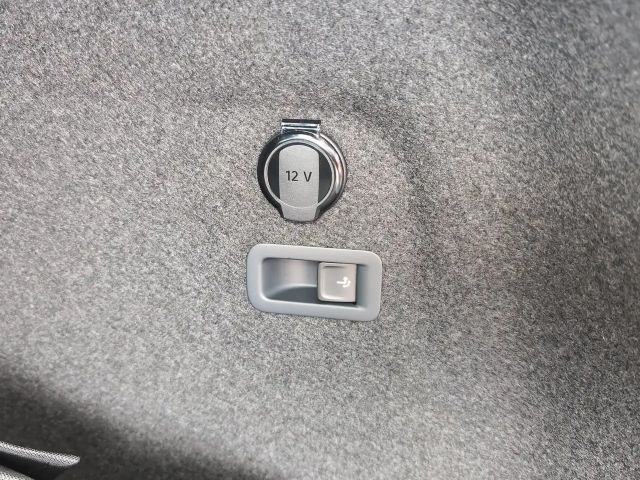 Volkswagen Golf Business DSG Variant