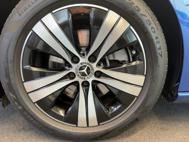 Mercedes-Benz C 200 AVANTGARDE Estate