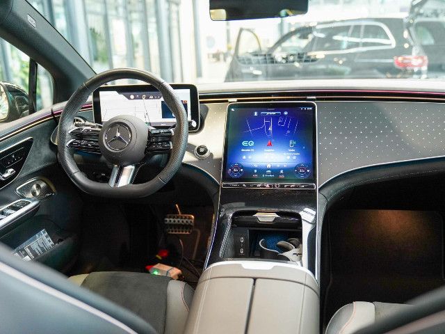 Mercedes-Benz EQE 300 Sedan