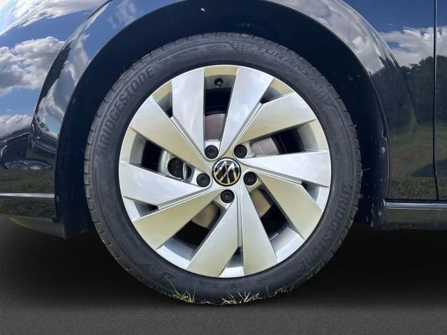 Volkswagen Golf 1.5 eTSI Golf VIII