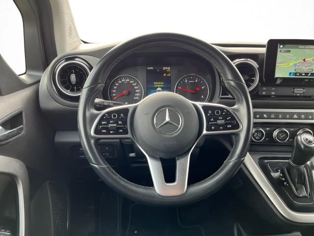 Mercedes-Benz T 180 T 180 d Navi PDC KAM AUT SHZ KlimaA SpurH FLA