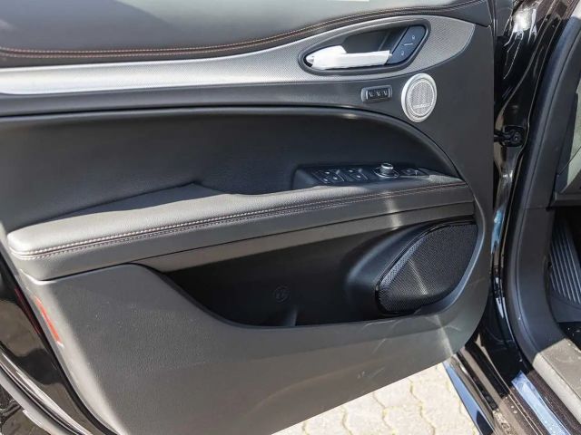 Alfa Romeo Stelvio AT8 Q4