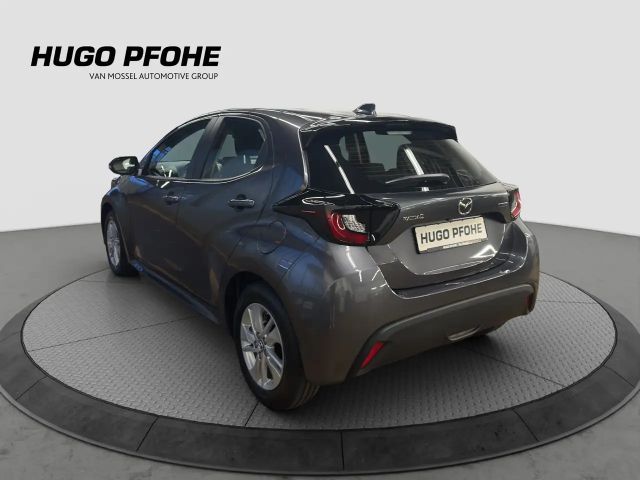 Mazda 2 Center-Line 1.5L Hybrid VVT-i ACC RFK SHZ PDC