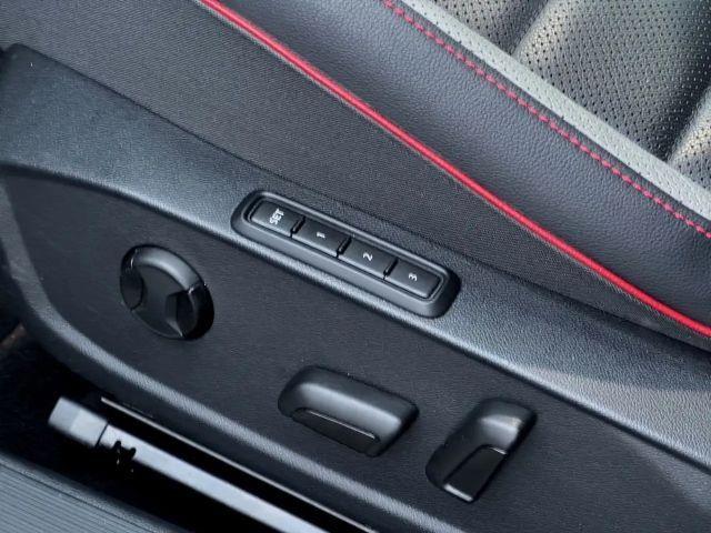 Volkswagen Golf 2.0 TSI DSG GTI