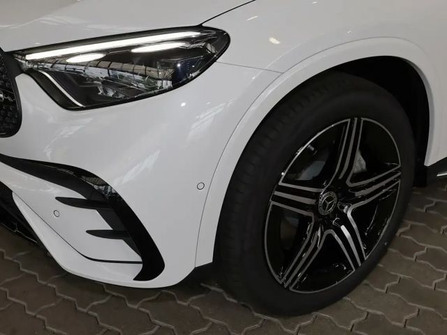 Mercedes-Benz GLC 300 4MATIC AMG Line GLC 300 d