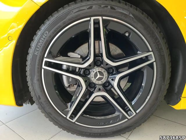 Mercedes-Benz A 180 AMG Line