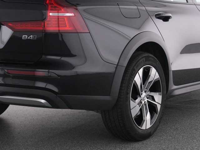 Volvo V60 Cross Country CC