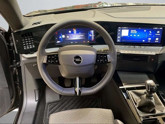 Opel Astra Edition Sports Tourer