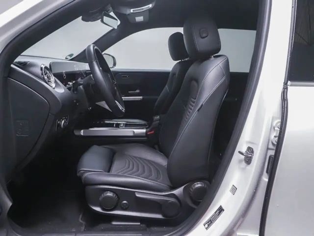 Mercedes-Benz EQB 350 4MATIC Progressive