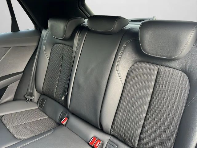 Audi Q2 35 TFSI S-Line