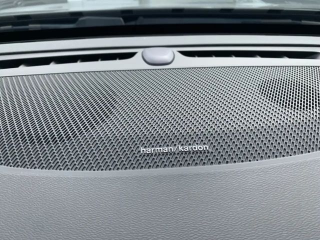 Volvo V60 Hybrid R-Design Recharge