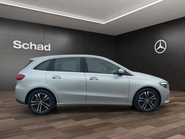 Mercedes-Benz B 180 Progressive Sedan