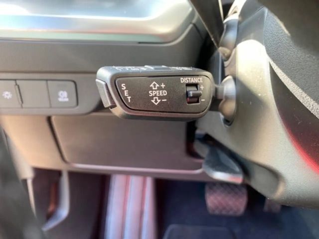 Audi Q4 e-tron Navi Kamera ACC HUD Sportsitz Klima Navi