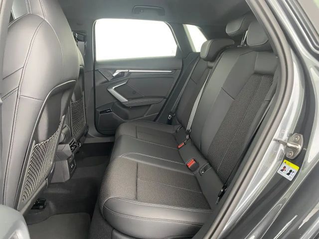 Audi A3 45 TFSI Hybride S-Line Sedan